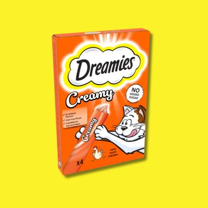 Dreamies Creamy Cat Treats with Tasty Chicken